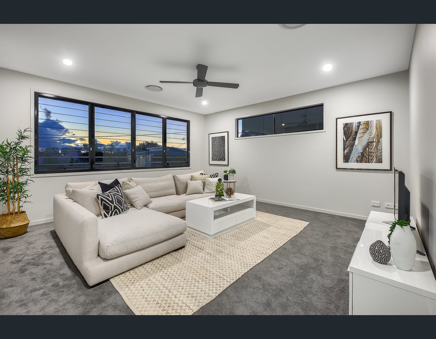 62 Jamieson Street living room